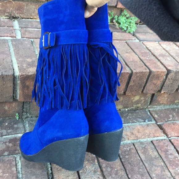 BLUE SUEDE FRINGE TRIM BUCKLE MIDCALF WEDGE BOOTS - Picture 6 of 6